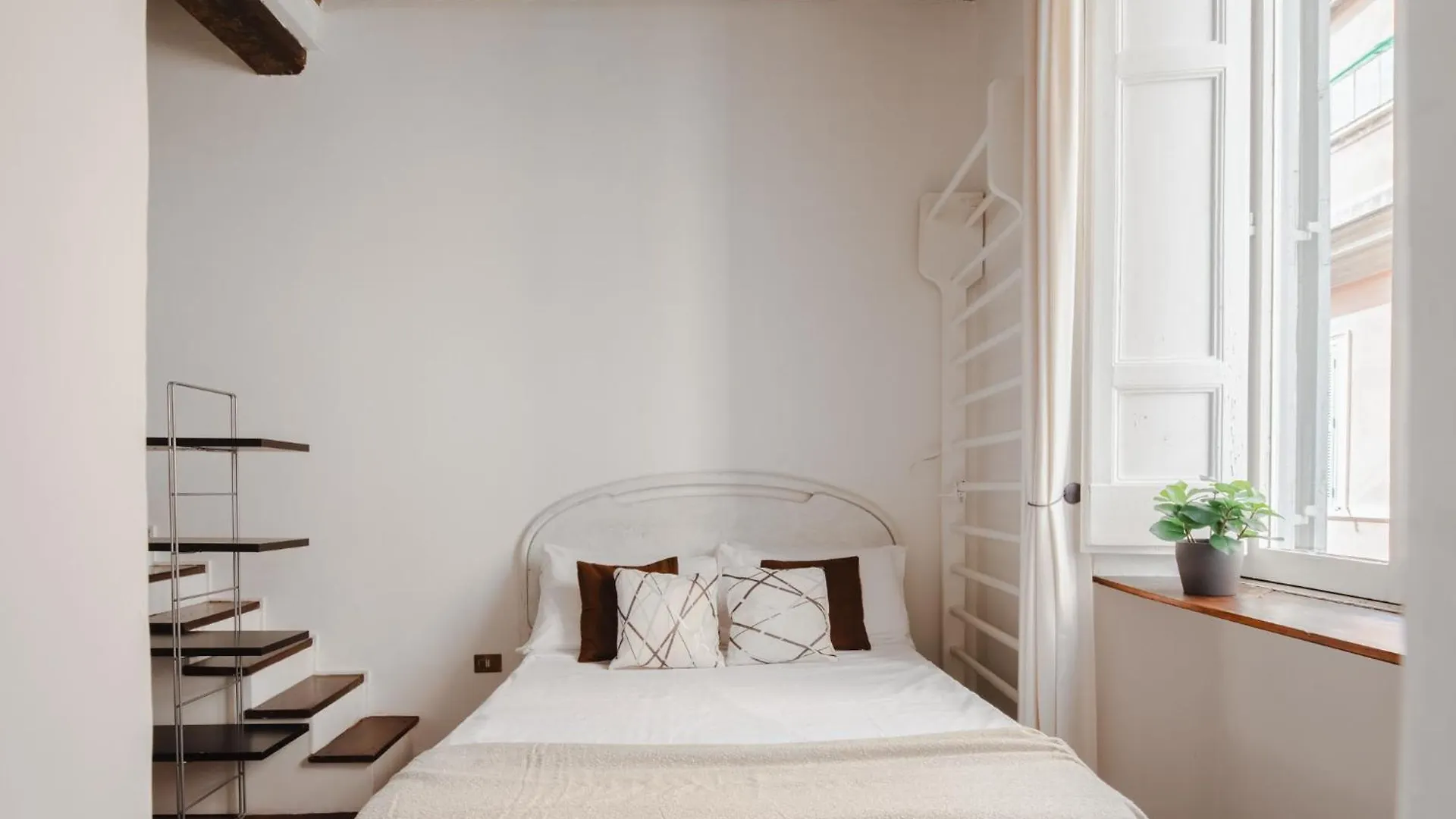 Apartment Dadi Inn Monti Rom Italien